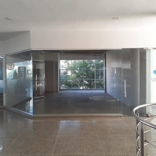 Imagen 4 de 7 de Terraza 77 En Alquiler Local Maracaibo
