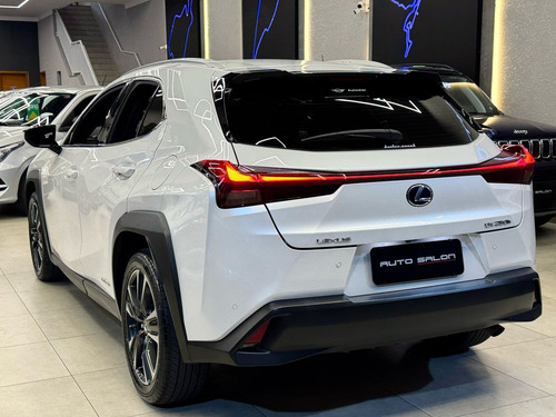 Lexus Ux250H 2.0 VVT-I DYNAMIC