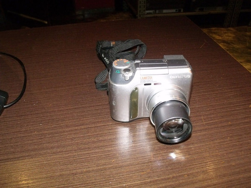 Camera Digital Olympus C 730 Ultra Zoom