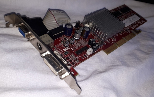Imagem 3 de 9 de Placa De Vídeo Agp R92u-ld3 9250 Perfeita Já Vai C Pasta