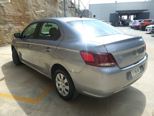 Imagen 5 de 11 de Peugeot 301 Active Manual Modelo 2021