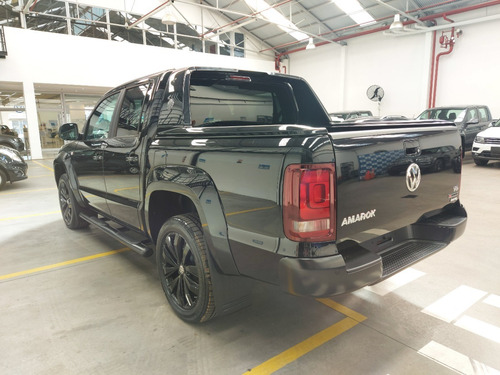 Imagen 7 de 25 de Volkswagen Amarok Black Style