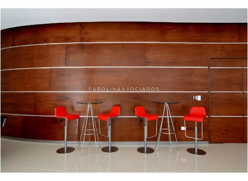 Apartamento De 3 Dormitorios En Venta En Icon Brava Tower, Punta Del Este.