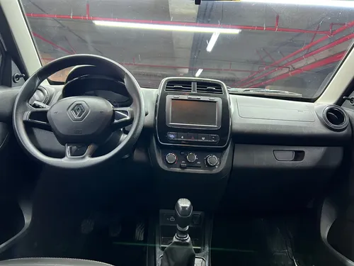Renault Kwid ICONIC 1.0 MT