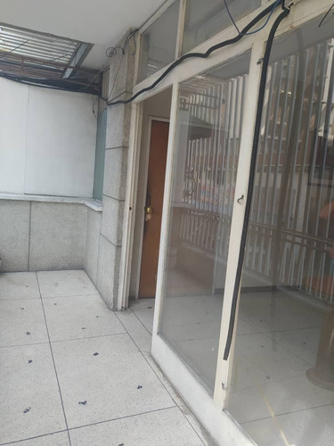 Imagen 10 de 20 de Perfecto Para Remodelar En Pleno Centro De Maracay Espacioso Apto.170 Mts2