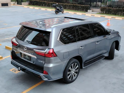 Lexus LX 5.7 570