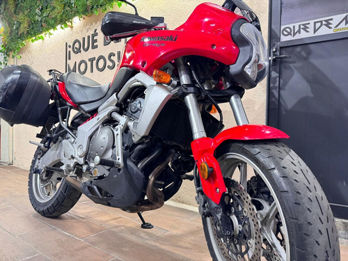 Versatil Kawasaki Versys 650cc, Mega Cuidada