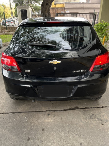 Imagen 5 de 15 de Chevrolet Onix Ltz 1.4