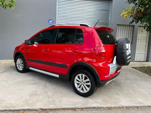Imagen 23 de 25 de Volkswagen Crossfox Highline 2013 / 98000km 1º Dueño
