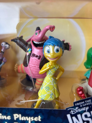 Set 6 Figuras Disney Intensamente Alegría Tristeza Bing Bong