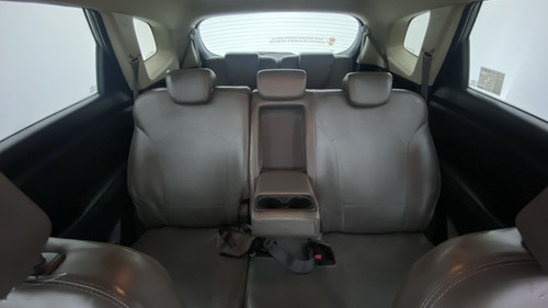 Imagen 22 de 25 de Kia Carens Suv Ex 2.0
