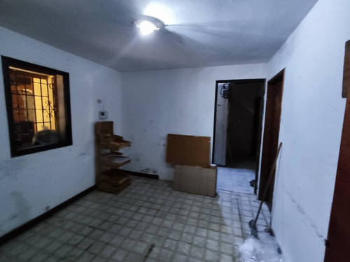 Pm Casa Con Uso Comercial En Alquiler En La Viña Valencia