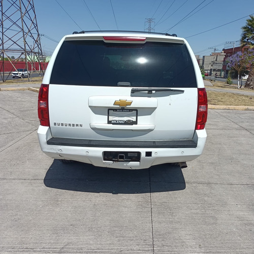 Chevrolet Suburban D Piel Aa Dvd Qc 4x4 At