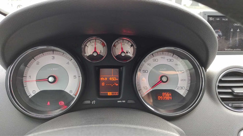 Imagen 12 de 15 de Peugeot 308 2013 1.6 Feline Hdi 115cv