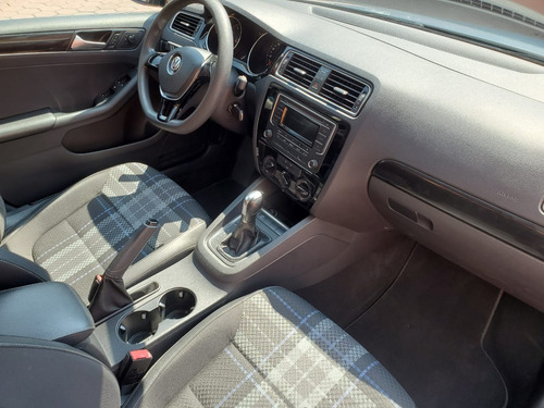 Volkswagen Jetta 2.0 Tiptronic At
