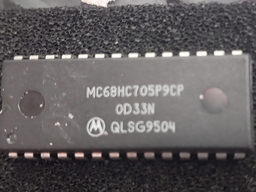 Microcontrolador Mc68hc705p9cp