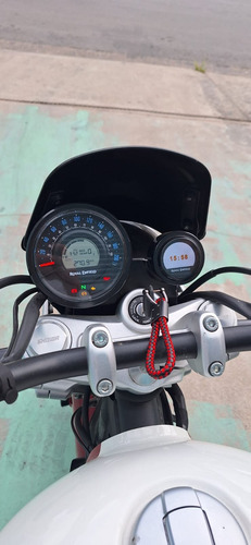 Royal Enfield Super Meteor 650