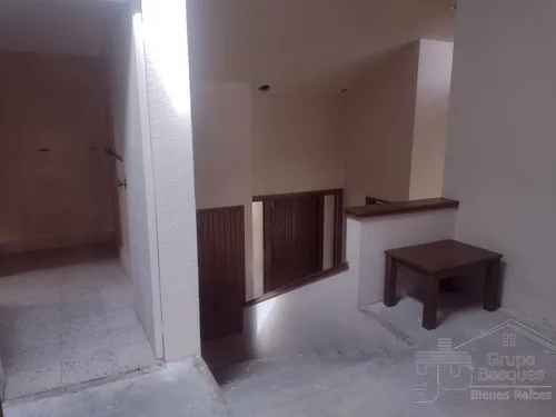 Casa En Venta En Bosques De Las Lomas, Cuajimalpa De Morelos.