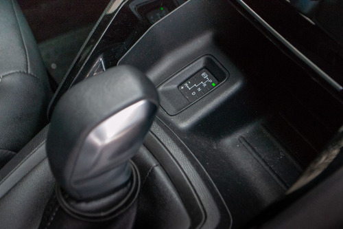 Peugeot 208 1.6 Feline Tiptronic