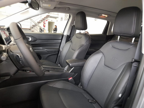 Imagen 14 de 18 de Jeep Compass Longitude Plus Pg