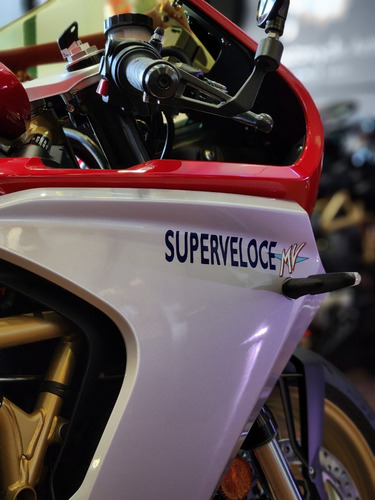 Imagen 25 de 25 de Moto Mv Agusta Superveloce 800 Con Adicionales