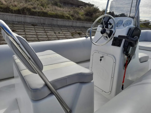 Imagen 3 de 16 de Semirrigido/bote 500 Kiel P/navegar Equipado Y Mercury 90hp
