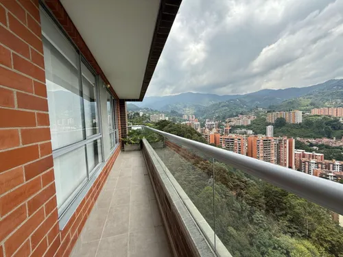 Apartamento En Arriendo/venta En Loma Del Escobero. Cod V24072