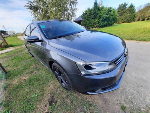 Volkswagen Vento 2.5 Advance Plus 170cv 2014