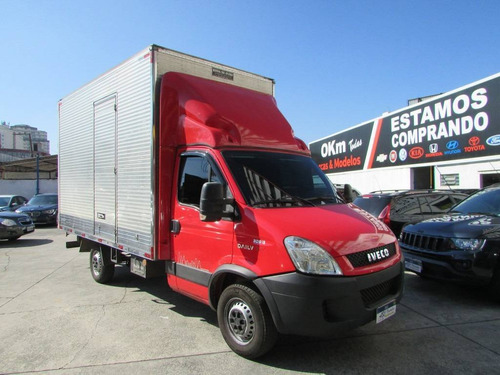 Imagem 10 de 11 de Iveco Daily 2.3 Hpi Diesel 30s13 Chassi Manual
