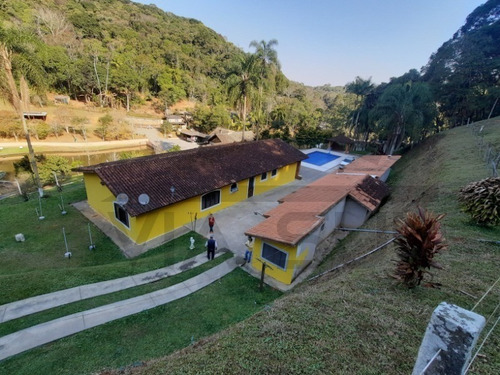 Imagem 5 de 30 de Chácara Ideal Para Lazer A Moradia. Com Piscina E Churrasqueira. - 19 - 69962457