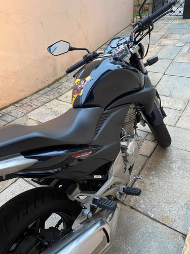 Imagem 2 de 4 de Honda Cb