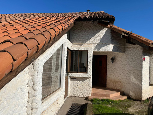 Se Vende Parcela 5.000 M2 Casa De Hormigón 250 M2 En Con Con