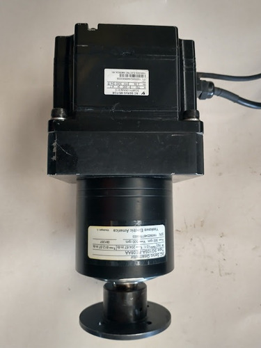 Yaskawa Servo Motor 750w Sg10sa-pe08a1 (Usado)