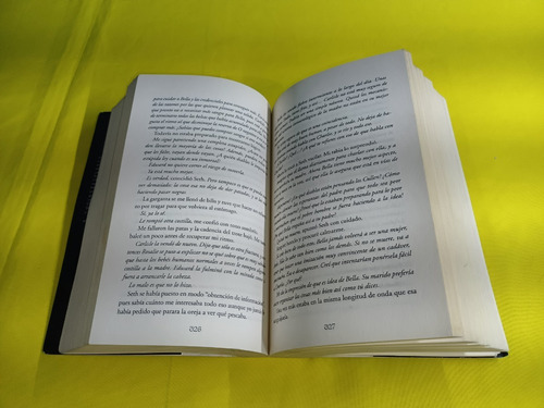 Libro Amanecer De La Saga De Crepusculo Stephenie Meyer (Usado)