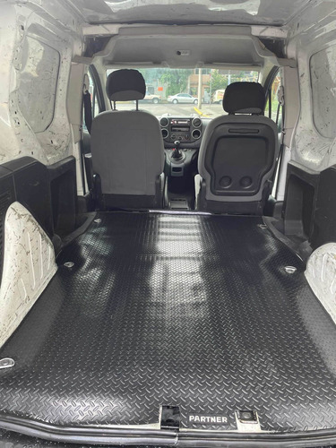Imagen 14 de 15 de Peugeot Partner 1.6 Hdi Mt 2016