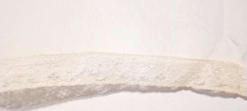 Liquido Mantilla Vintage De Tul Y Puntillas Impecable (Usado)