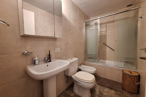 Departamento En Colegiales - Venta