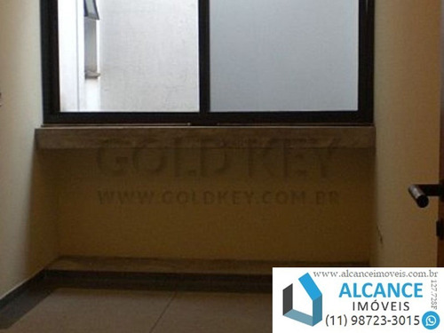 Imagem 3 de 4 de Sala Comercial Com 32 M² Na Praça Das Dracenas 74, No Centro Comercial De Alphaville Em Barueri. - Sa00064 - 34854513