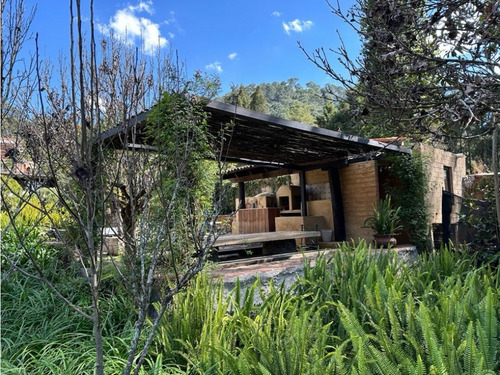 Casa En Venta | Condominio | Avandaro | Nueva | Alberca | Padel