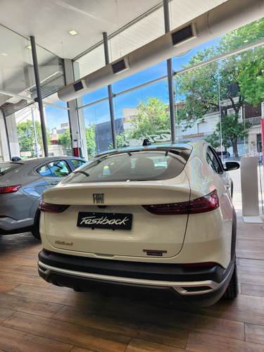 Fiat FASTBACK 1.3 T270 At6