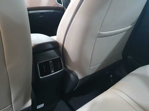 Hyundai Creta 2.0at Prestige G02201