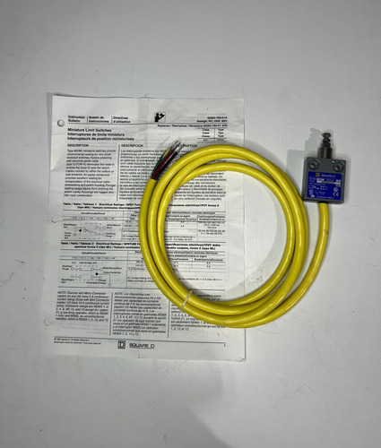 One (1) Square D Miniature Enclosed Limit Switch 900 Ccs