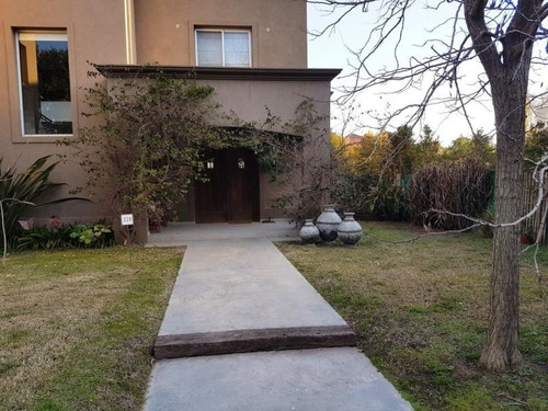 Imagen 4 de 16 de Casa En Venta En Buenos Aires Village