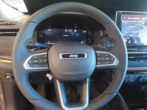 Imagem 10 de 15 de Commander 1.3 T270 Turbo Flex Limited At6
