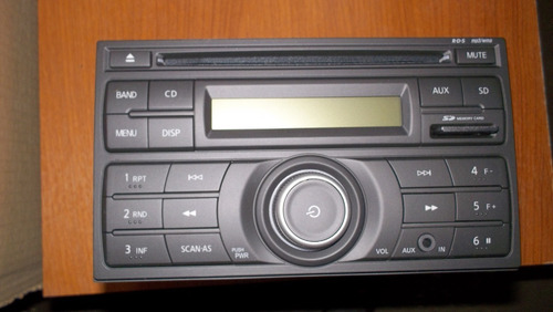Estéreo Nissan March Tidda Sedan Frontier 2012-2016