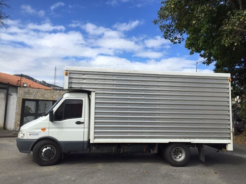 Imagen 2 de 12 de Iveco Daily