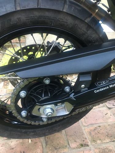 Imagen 10 de 13 de Bmw Gs800 F 2010