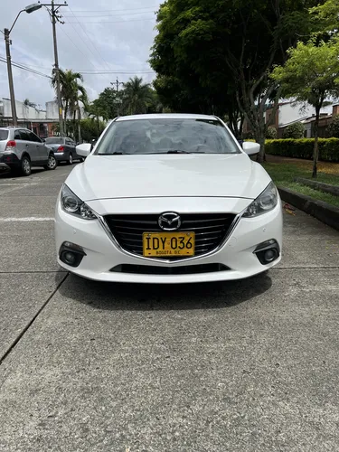 Mazda 3 2.0 Touring