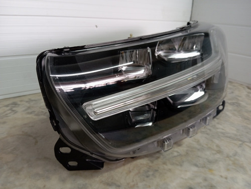 Farol Volvo Xc40 Esquerdo C/módulo Led 2018/19/20/21/22 Filé (Usado)