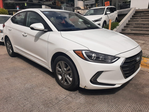 Imagen 3 de 15 de Hyundai Elantra 2018 2.0 Gls Premium At